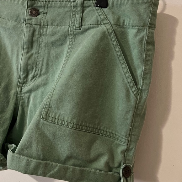 Magellan Woman’s Shorts (size:14) - Picture 8 of 9